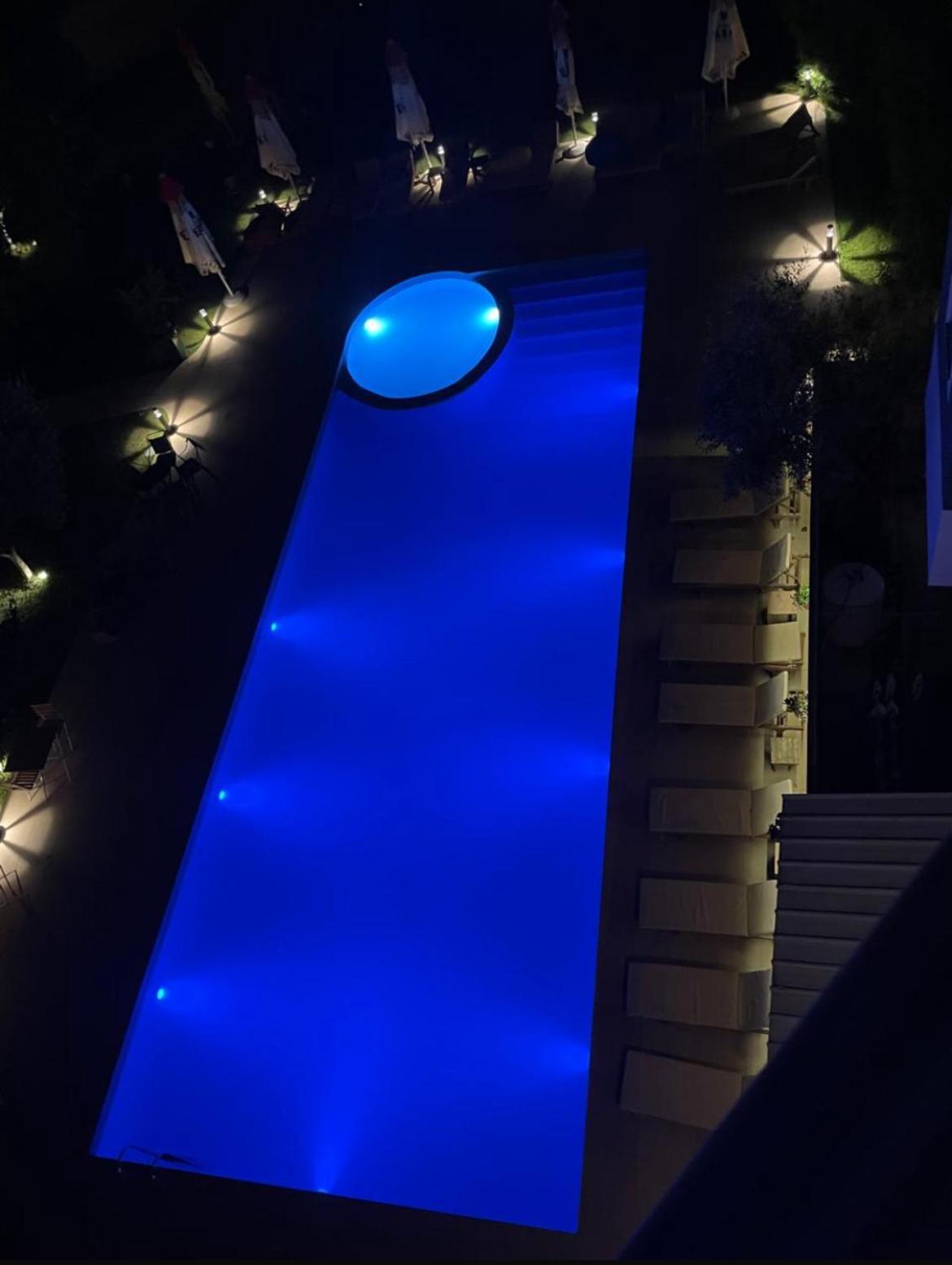 Qendra Hotel
