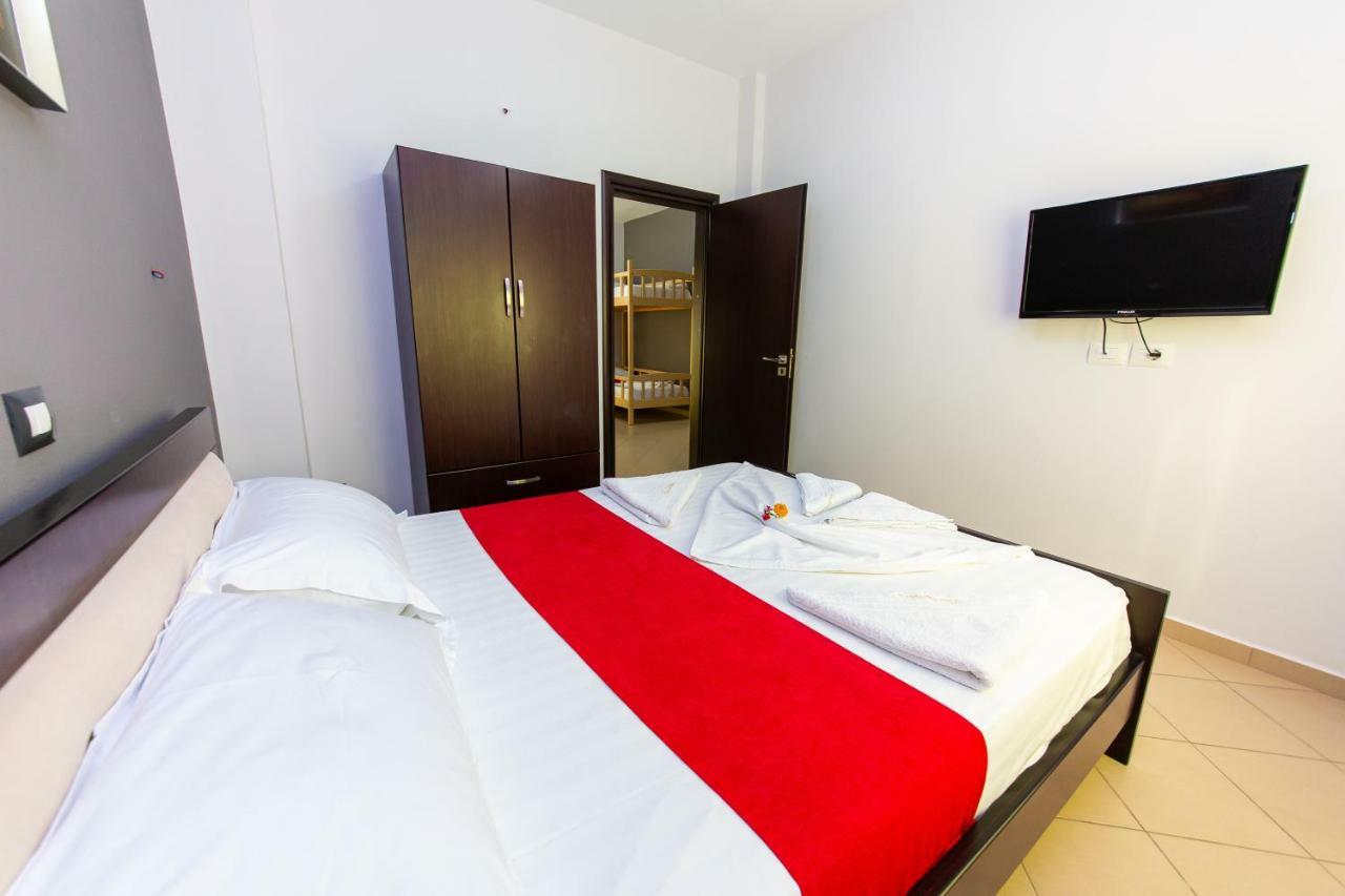 Qendra Hotel 3*