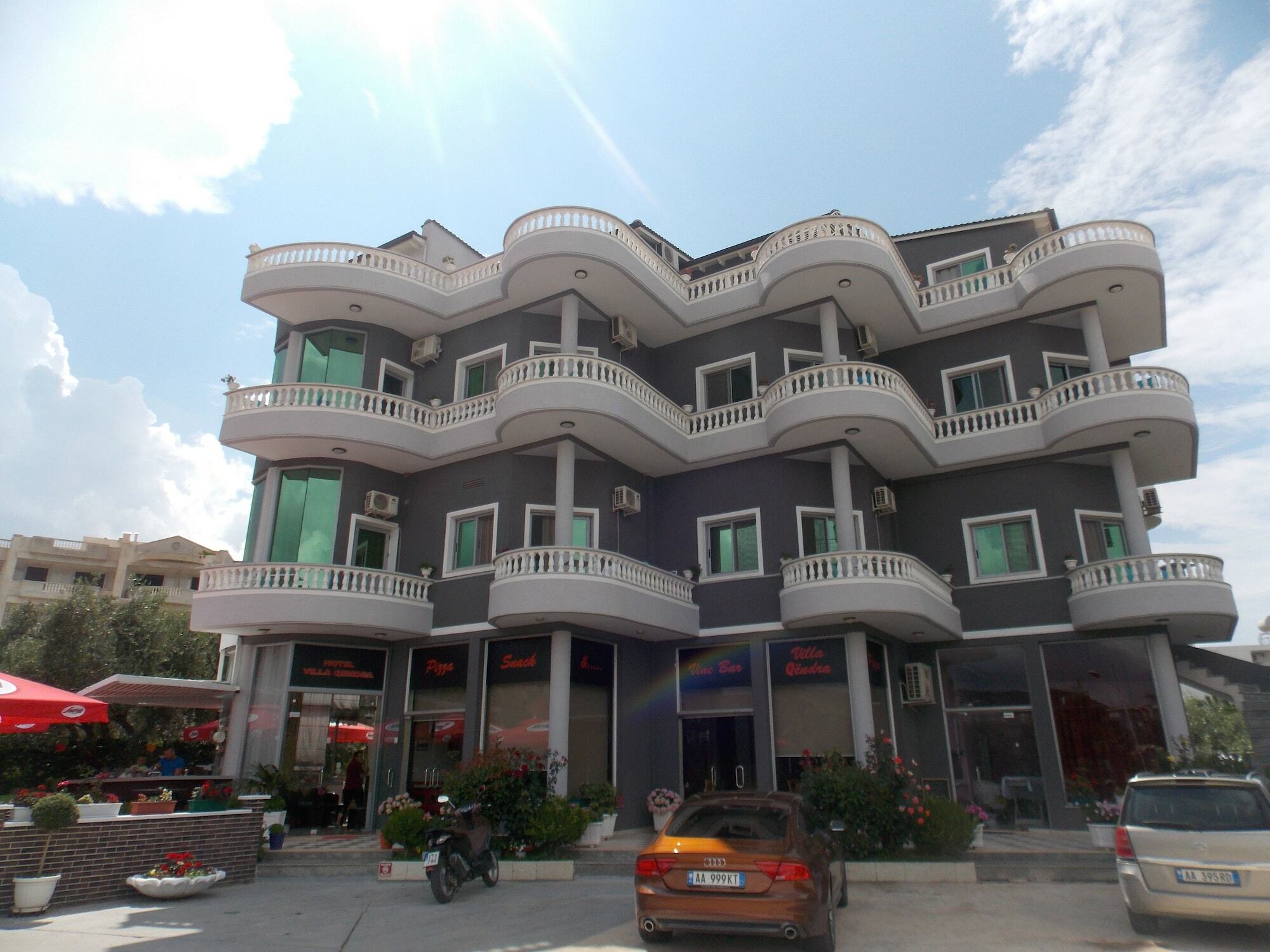 Qendra Hotel