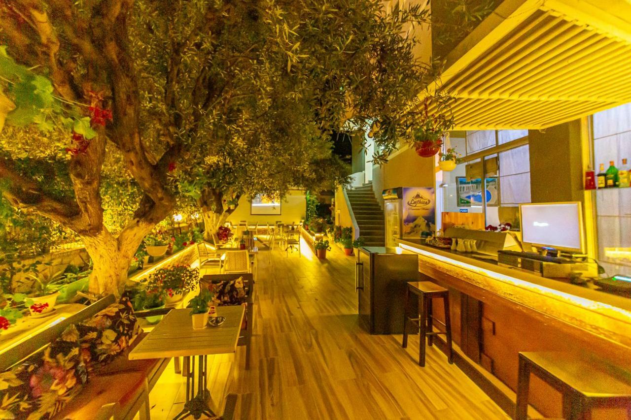 Hotel Qendra Ksamil